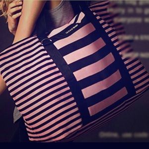 XLarge Victoria’s Secret Tote w crossbody strap